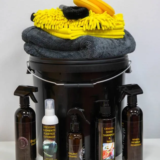 Kit completo de mantenimiento exterior con toalla